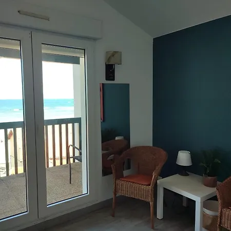 T4 A Deux Pas De La Plage Avec Parking Prive - Fr-1-239-666 Hendaye